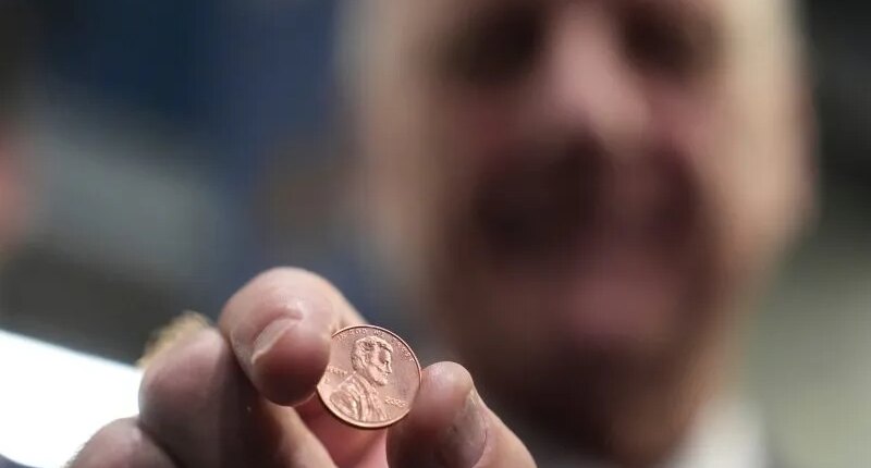 Final pennies struck in US, including a 24-karat gold coin, heading to auction