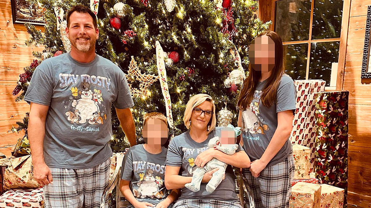 Florida man kills wife, shoots stepdaughter and himself after argument