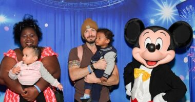 GABOUREY SIDIBE AND HUSBAND BRANDON FRANKEL ENJOY DISNEY ON ICE OUTING WITH TWINS