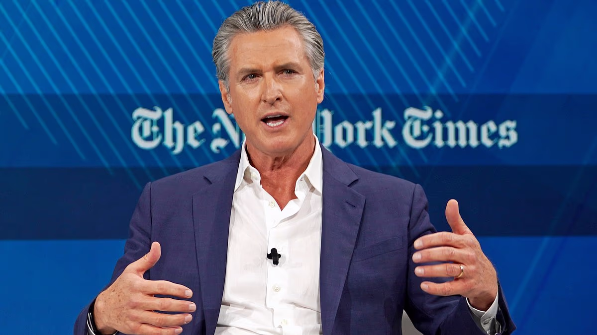 Gavin Newsom reveals the awkward text Kamala Harris sent to him