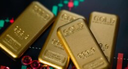 Gold prices hit record high — is that good or bad?
