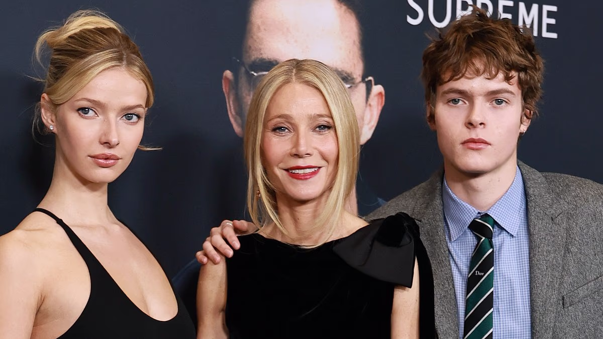 Gwyneth Paltrow joined by Apple and Moses on rare red carpet together