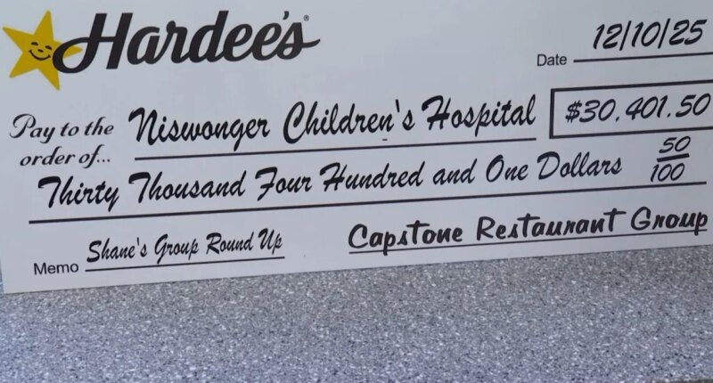 Hardee's donates $23K to Honor Flight of Appalachian Highlands