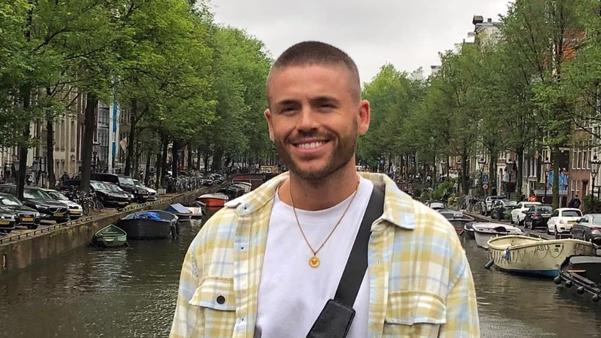 Health editor's cancer battle with disease surging in young people