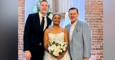 Humrichous, McKenzie exchange vows following Braggin’ Rights win