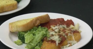 Hundreds attend Feeding Tampa Bay’s Christmas Eve meal