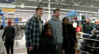 Illini football gives back to YoungLives moms for fourth-straight year