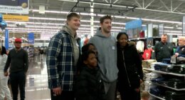 Illini football gives back to YoungLives moms for fourth-straight year
