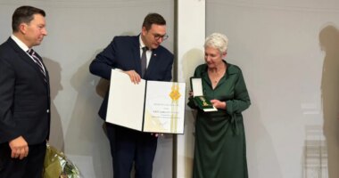 JENNIE: Update on "The Suitcase"