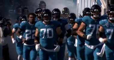 Jags clinch first 10-win season since 2017