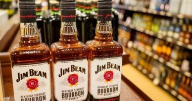 Jim Beam closing Kentucky distillery for a year amid tariffs, decline in demand