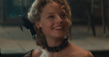 Jodie Foster's Underrated '90s Western Found A Big Fan In Roger Ebert