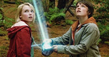 Josh Hutcherson's Fantasy Movie On Disney+ Is Still Heartbreaking Nearly 20 Years Later
