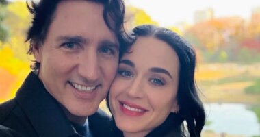 Katy Perry and Justin Trudeau Cuddle Up in New Selfie: 'Tokyo Times on Tour'