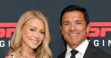 Kelly Ripa, Mark Consuelos Reveal Kids Got Cut From Holiday Tradition