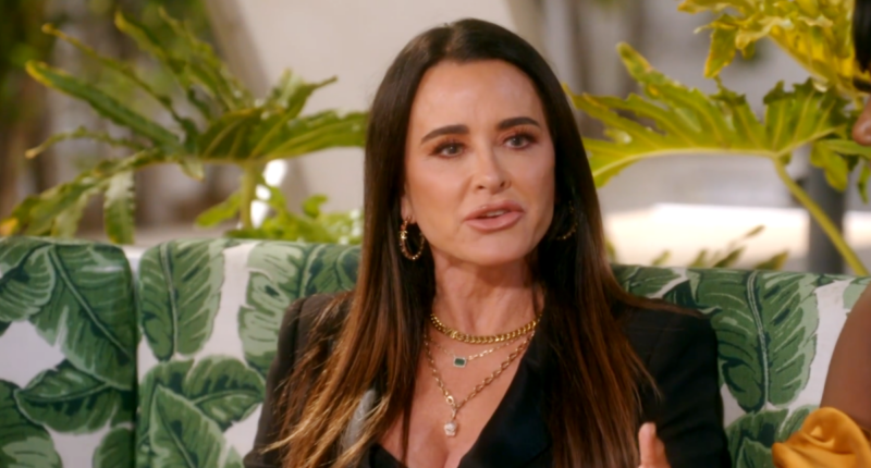 RHOBH Recap: Kyle Says Gender Does Not Matter as She Hints at Sexuality at Boz’s Speed Dating Event; Dorit Learns PK is Not Financially Supporting the Family and Amanda Opens Up About Her Relationship With Fiancé