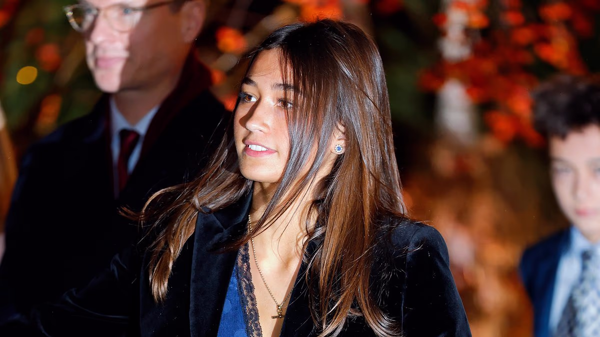 Lady Davina Windsor and her daughter Senna support Kate Middleton at Christmas carol concert in rare royal outing