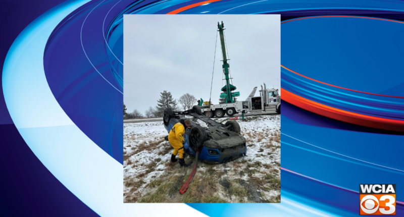 Lincoln Fire Protection District recovers car from pond