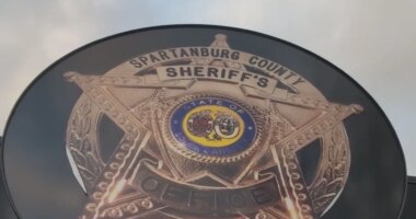 Man steals deputy's patrol vehicle in South Carolina