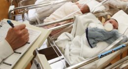 More Americans refusing vitamin K shots for newborns: Study