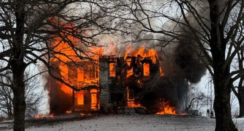 Multiple departments respond to Gifford house fire, home ruled a total loss