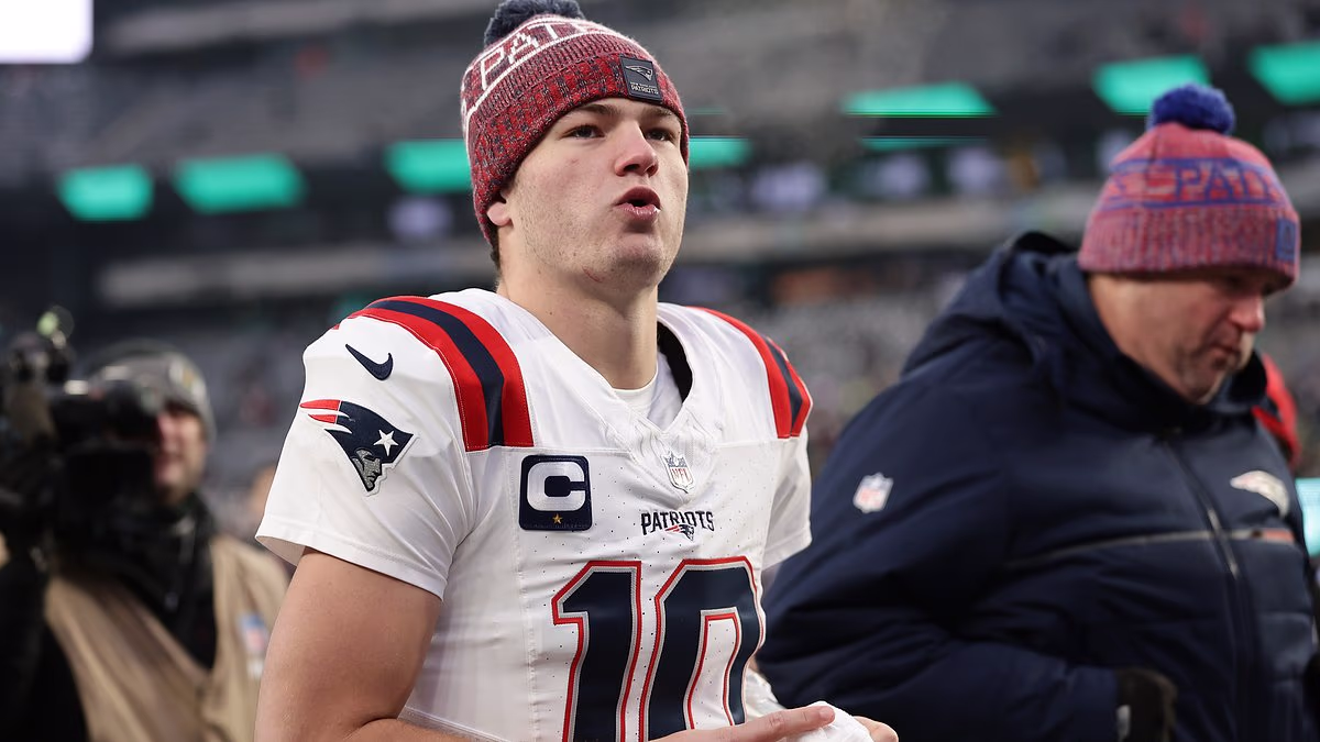 New England Patriots win AFC East for the first time since Tom Brady was QB as Bills' reign ends with heartbreaking loss