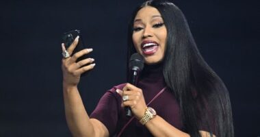 Rapper Nicki Minaj has made a surprise appearance at a gathering of conservatives in Arizona.