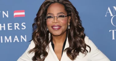 Oprah Winfrey Stuns in $600 Luxury Crop Top