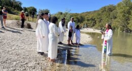 Pastor says ICE arresting congregants at check-ins