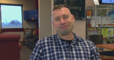 Pilot creates nativity scene using flight plan, hoping to spread Christmas cheer