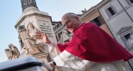 Pope Leo XIV gets into Christmas spirit with prayer for peace at Spanish Steps on Catholic Feast of the Immaculate Conception Day