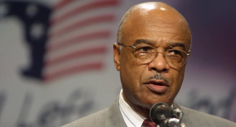 FILE - U.S. Secretary of Education Rod Paige speaks to reporters at the Education Department in Washington. (AP Photo/Terry Ashe, File)