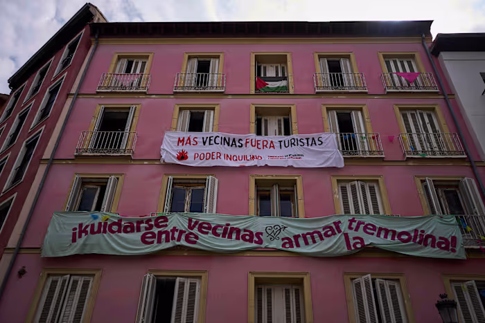 Spain fines Airbnb $75 million for unlicensed tourist rentals