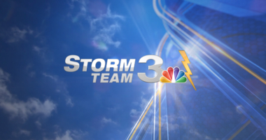 StormTeam 3: Sunny & mild weekend after a freezing Saturday  morning