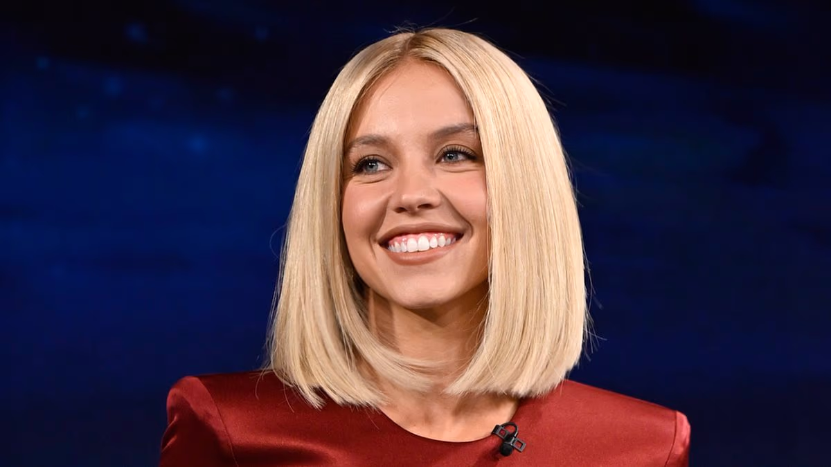 Sydney Sweeney's 'Mar-a-Lago' makeover has fans in uproar after her hairstylist lashed out at 'wig' jibe