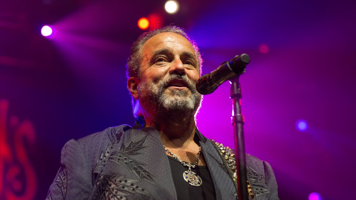 The Mavericks singer Raul Malo dead at age 60