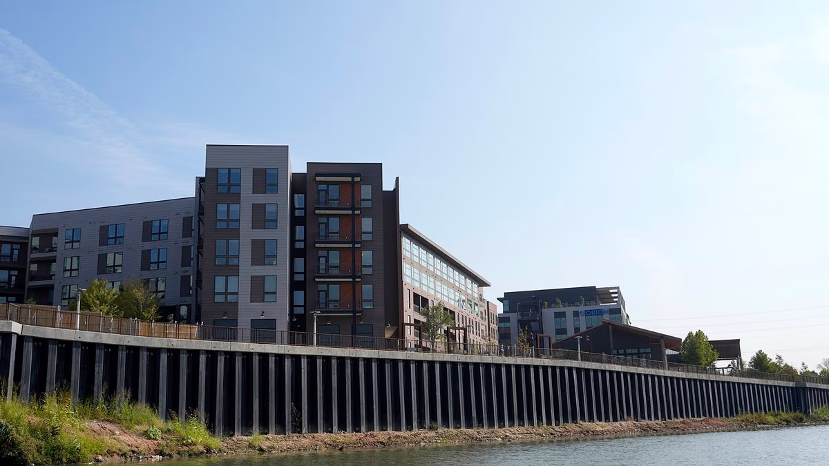 The sky-high apartment building in Southern city  that bucks the trend