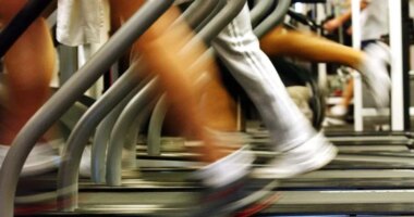 These are Americans' top New Year's resolutions for 2026: Survey