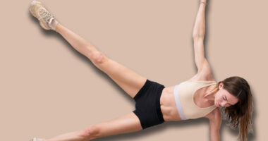This 8-Minute Bodyweight Routine Builds More Core Strength Than 45 Minutes of Gym Workouts After 50
