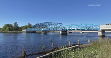 Traffic Alert: Daily closures scheduled for the St. Marys River Bridge through Dec. 11.