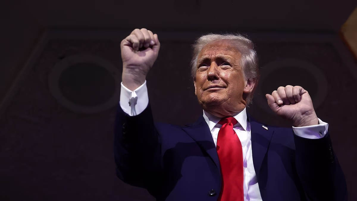 Trump's warships seize Venezuelan oil tanker sparking blockade fears