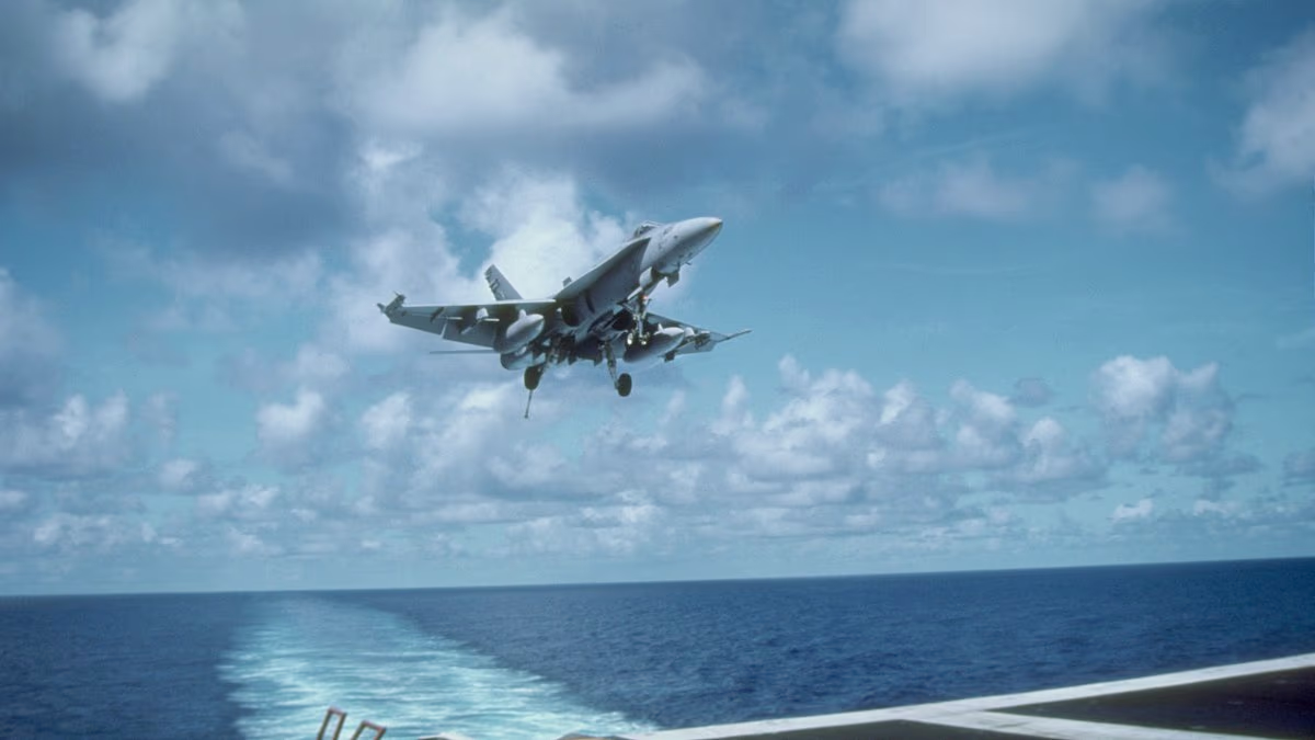 US fighter jets 'enter Venezuelan airspace' amid Trump's threats