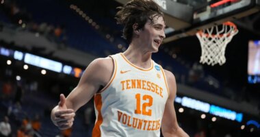 Vols forward Cade Phillips to undergo season-ending surgery