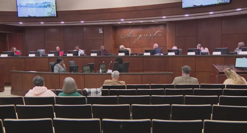 Watchdog for Augusta spending ethics approved by charter committee