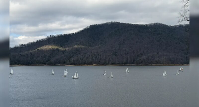'Great way to start the year off' | Watauga Lake Sailing Club hosts 26th annual Frostbite Race