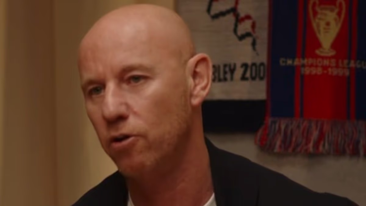 'Precious' Lisandro Martinez is told to 'f****g' grow up by Nicky Butt after Man United star hit back at his and Paul Scholes' 'shameful' comments as club legends send warning to Argentina defender