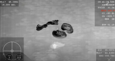 4 astronauts return to Earth, splash down in Pacific Ocean near San Diego