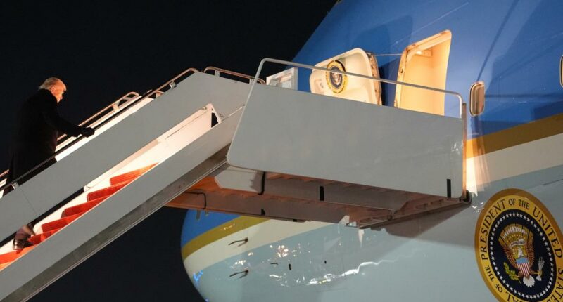 Air Force One returns to Washington area due to minor electrical issue, White House says