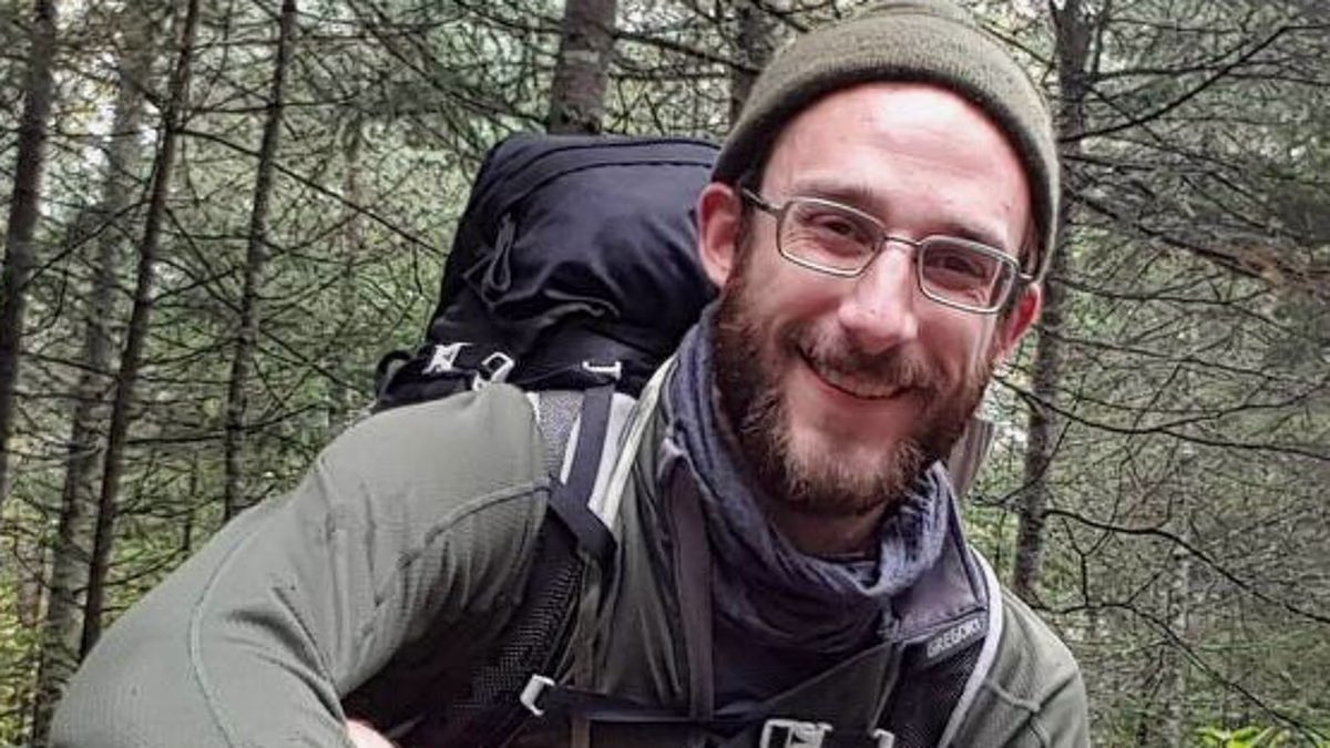 Alex Pretti's family slams Trump administration's 'sickening lies'