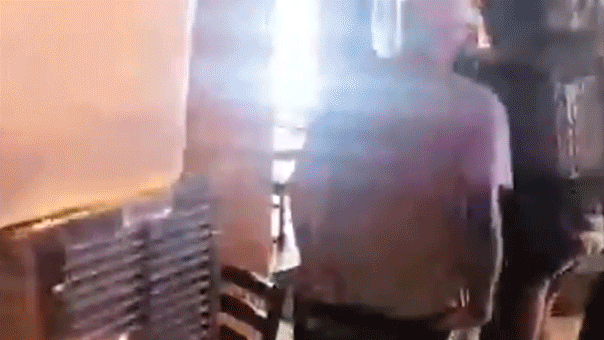 Angry mob caught on camera hurling profanity, demands federal agents leave Minnesota Mexican restaurant